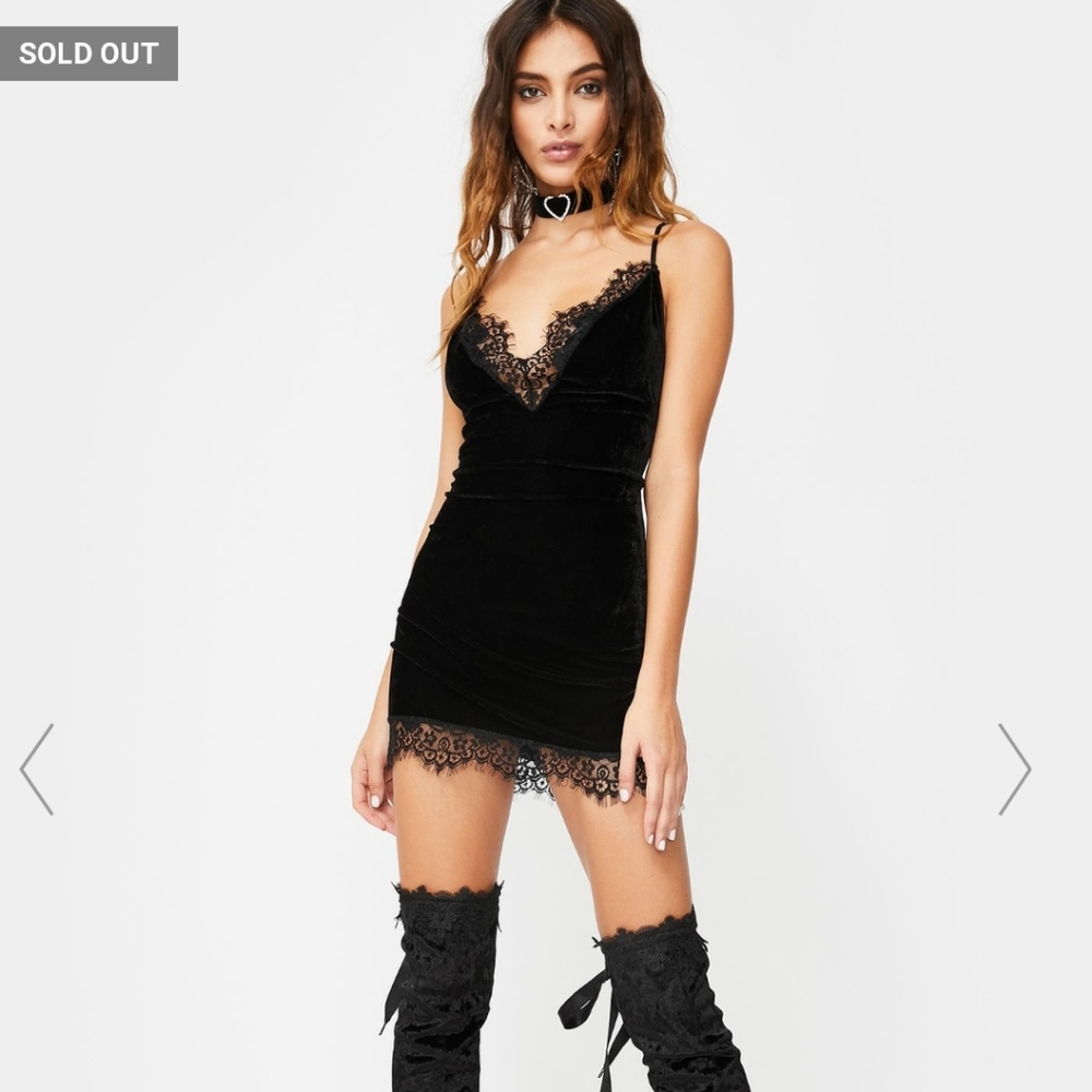 SoldOut Dolls Kill Mysterious Lover Velvet Chemise